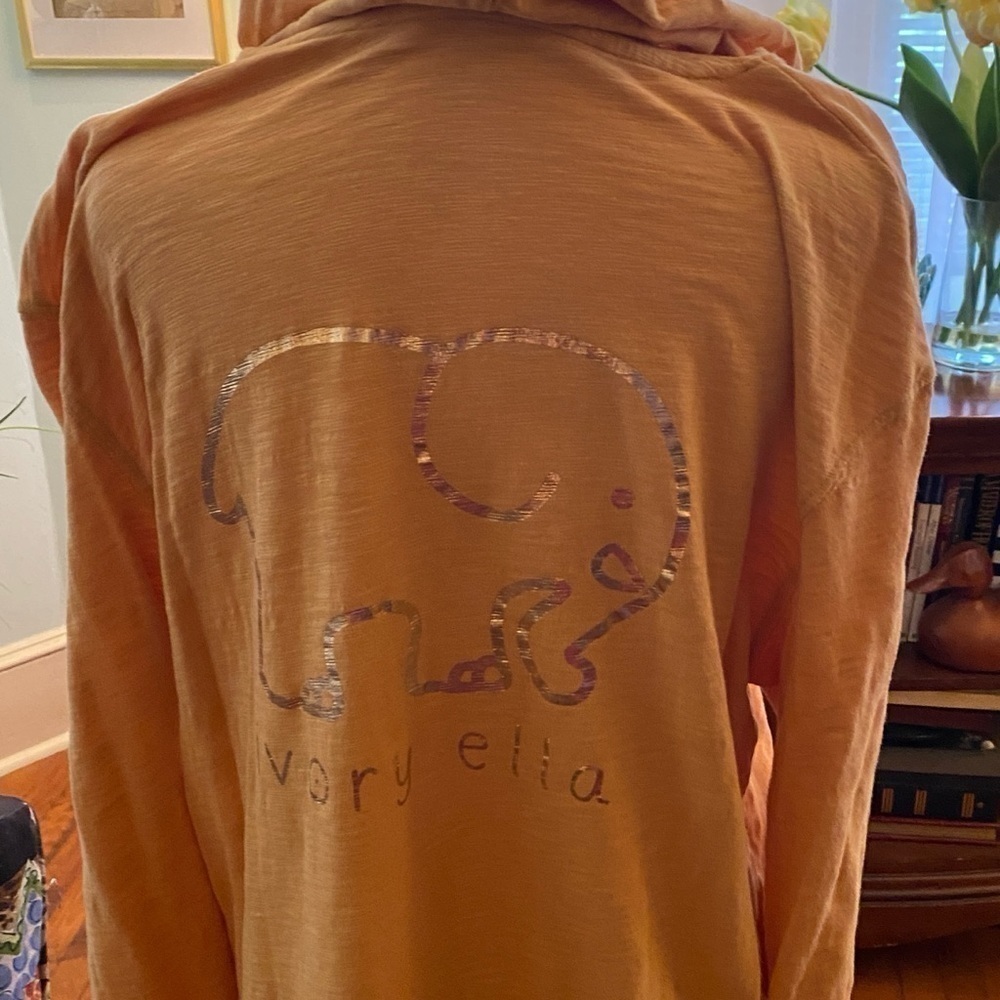 Ivory Ella Long Sleeve EUC Long Sleeve Tee Shirt w/ Hoodie Gold Size S - Picture 2 of 2